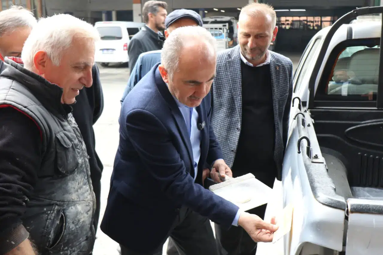 Rahmi Metin Engindere Sanayi Sitesi esnafını ziyaret etti