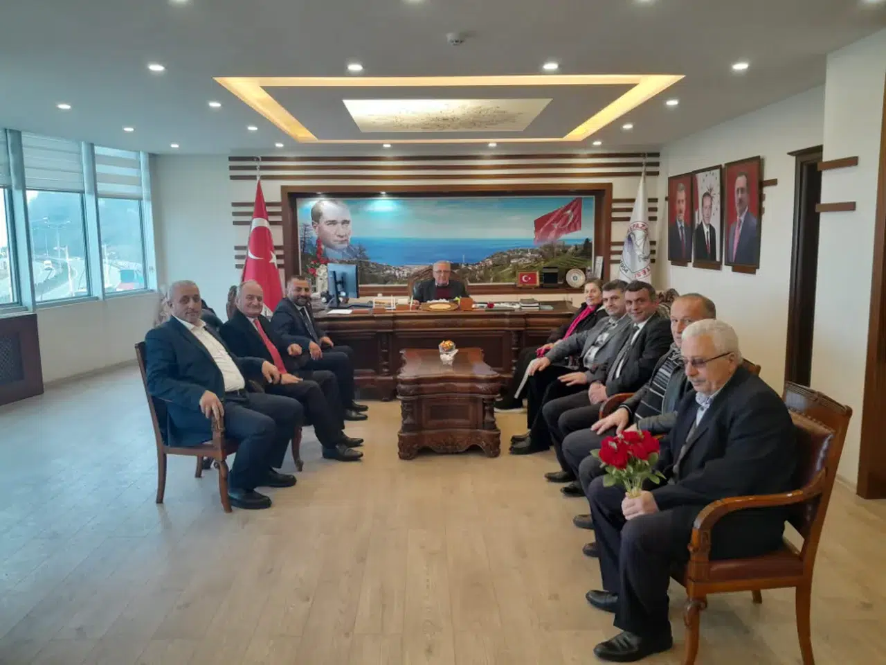 Yeni aday Güneşdoğdu'dan Başkan Selim Metin'e ziyaret