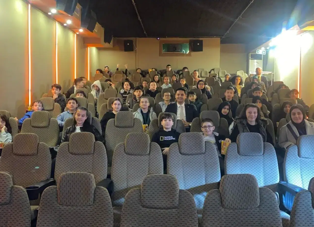 Derepazarı'nda öğrenciler için sinema etkinliği düzenledi