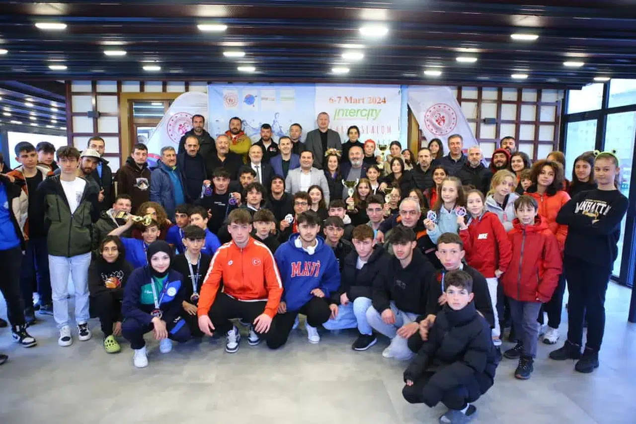 Ardeşen'de “Akarsu Slalom Bahar Kupası” düzenlendi