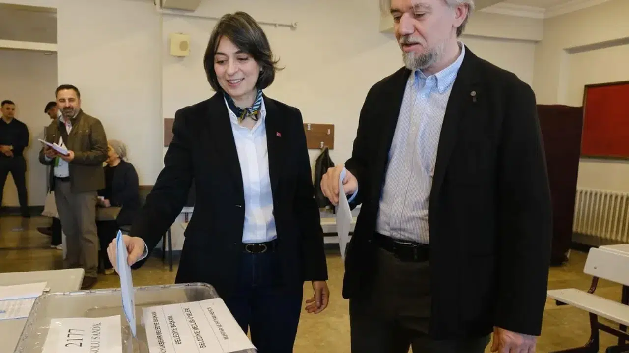 Sinem Dedetaş, CHP'nin Üsküdar Belediye Başkanı oldu