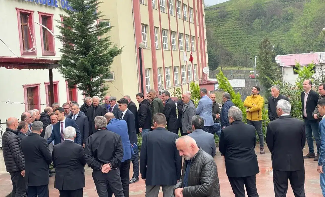 Kalkandere'de bayram ziyaretleri