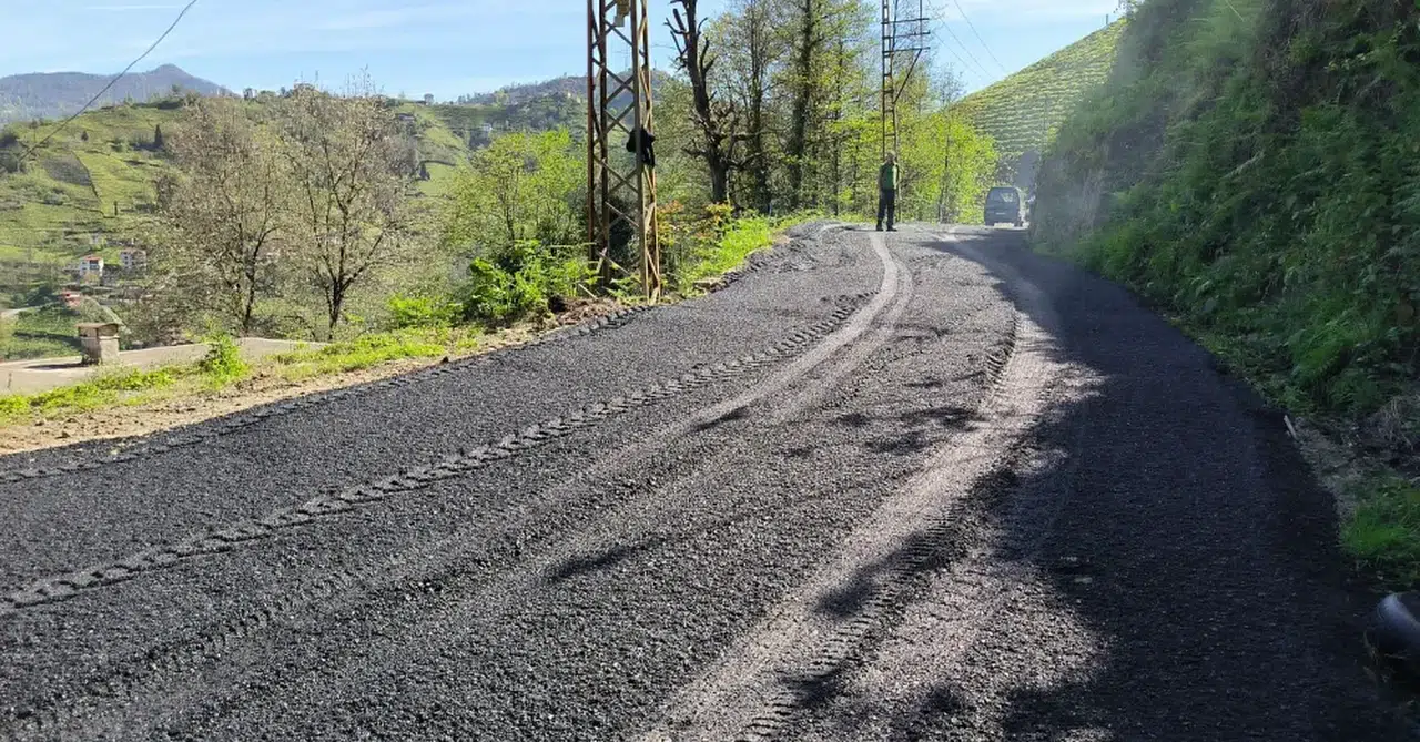 Rize Belediyesi'nin mahallelerdeki çalışmaları sürüyor