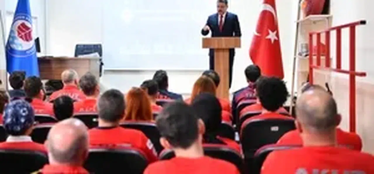 Trabzon'da eğitim alan AKUT gönüllülerine sertifika verildi