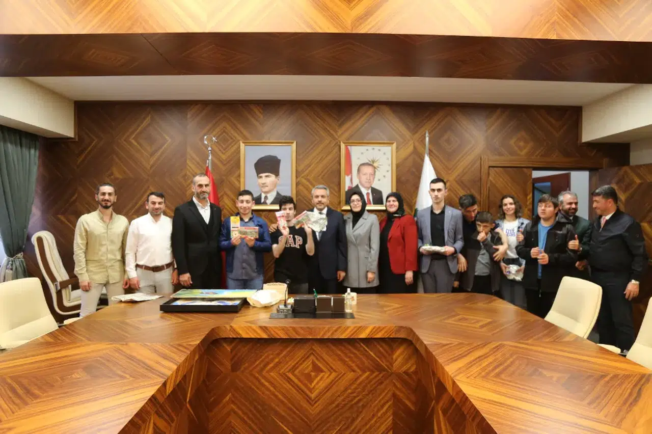 Otizmli çocuklardan Vali Baydaş'a ziyaret