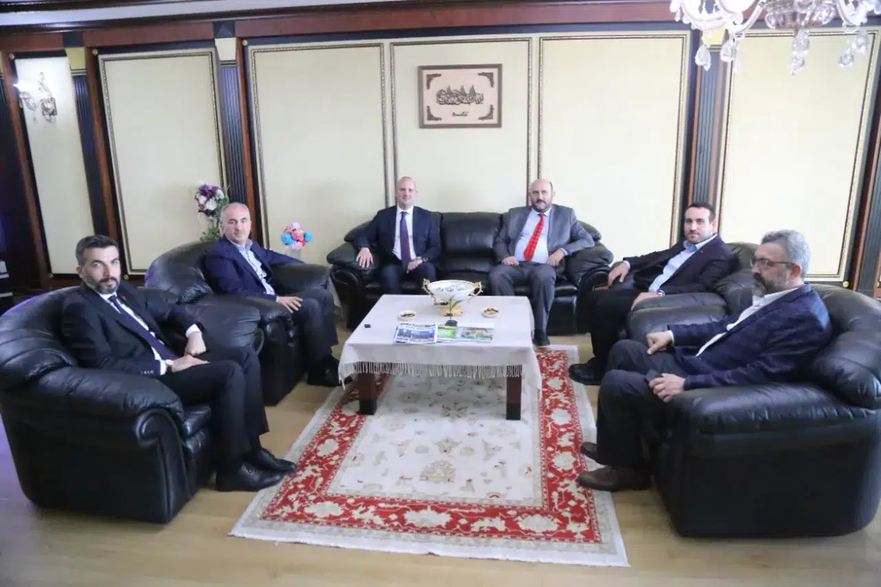 AK Parti Genel Başkan Yardımcısı İleri'den rahmi Metin'e ziyaret