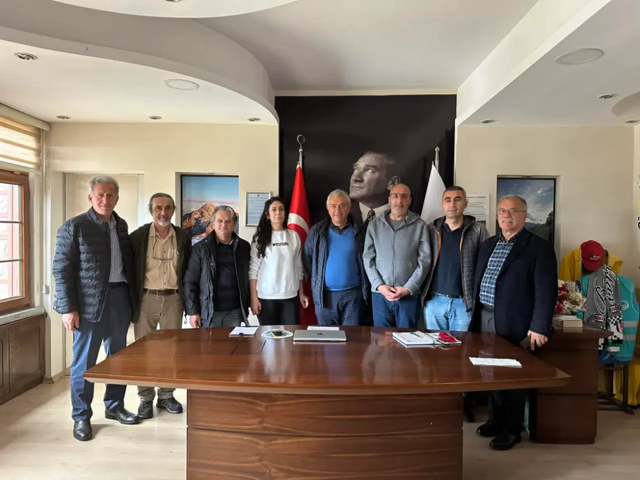 Sağlık emekçileri sendikasından Başkan Çervatoğlu'na ziyaret