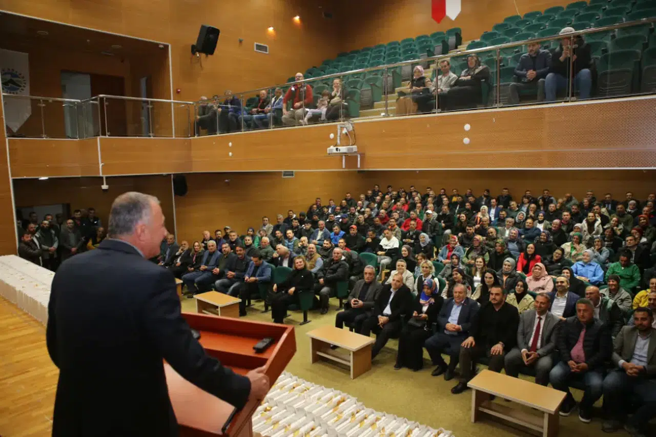 Ardeşen Belediyesi'nde tatil öncesinde bayramlaşma merasimi yapıldı