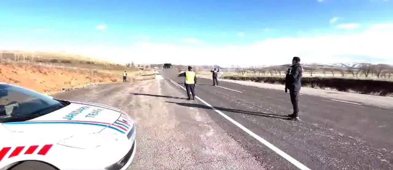 Bayburt İl Jandarma Komutanlığı'ndan "Ramazan Bayramı Tatili Trafik Tedbirleri"