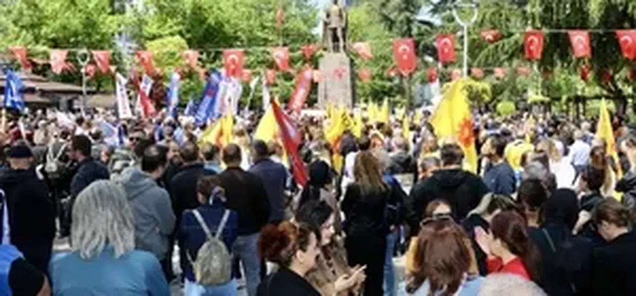 Trabzon'da eğitim sendikalarından okul müdürünün öldürülmesine tepki