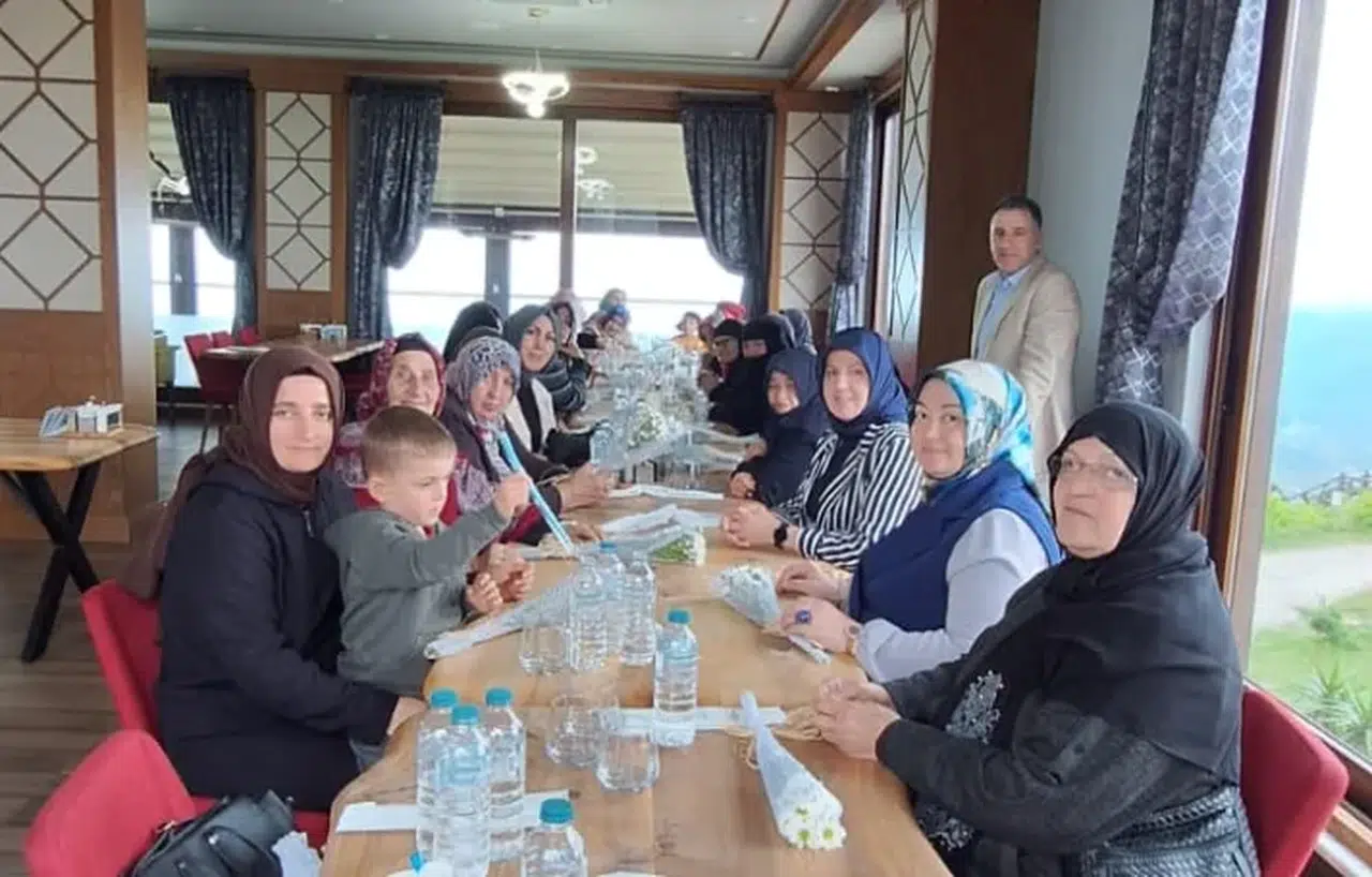 Rize Belediyesi "Dilruba Buluşmaları" devam ediyor 