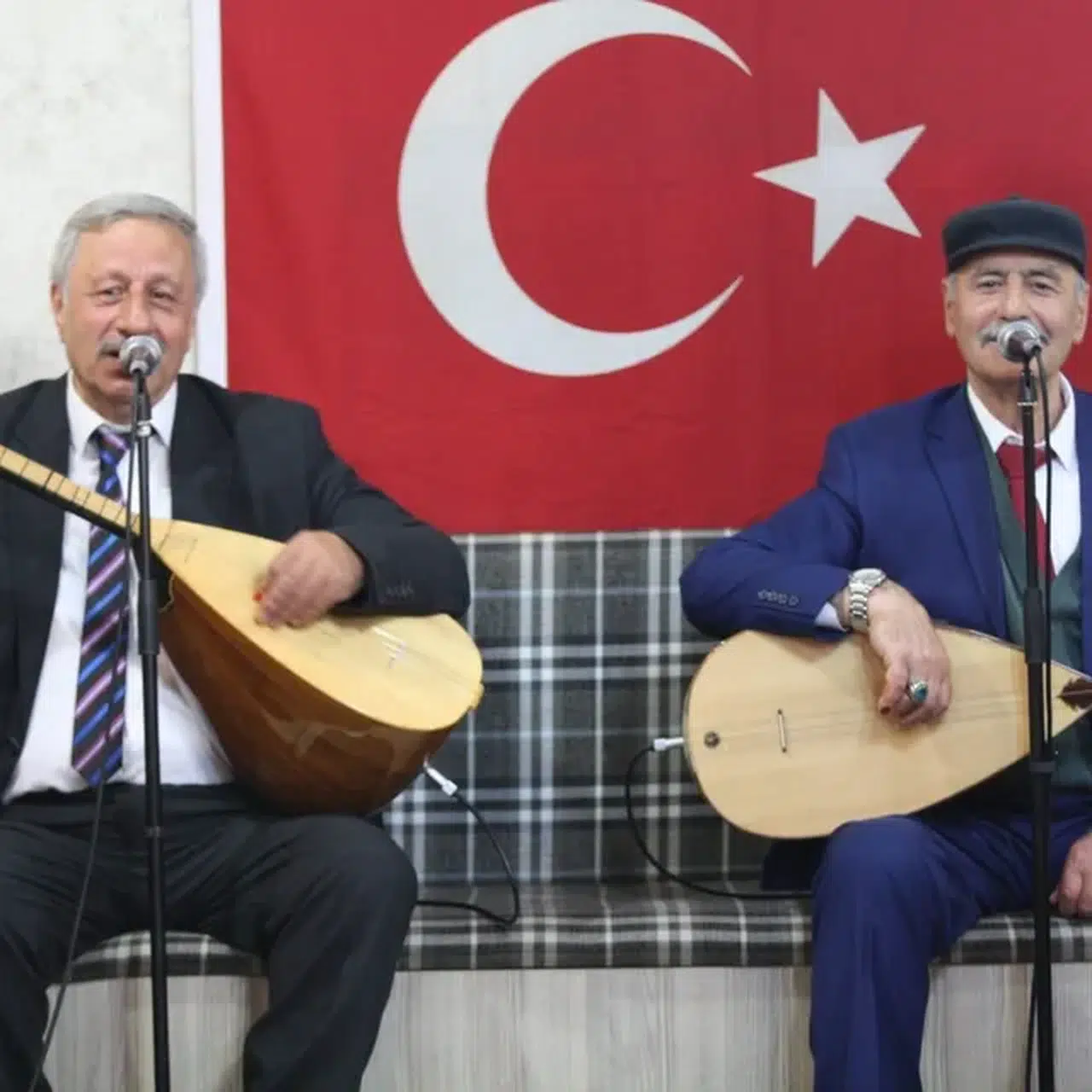 Erzurum'da "Aşıklık Geleneği" söyleşisi düzenlendi