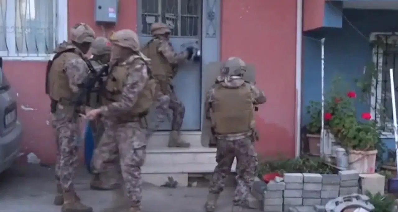 Bursa merkezli 13 ilde 3 suç örgütüne operasyon; 112 gözaltı