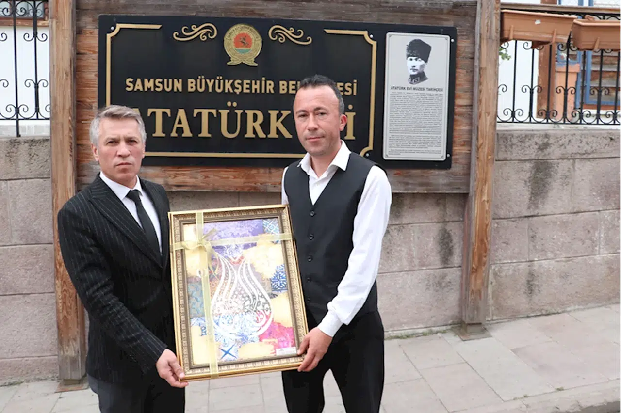 Bisikletçiler Samsun'dan Ankara'ya bayrak ve toprak götürecek