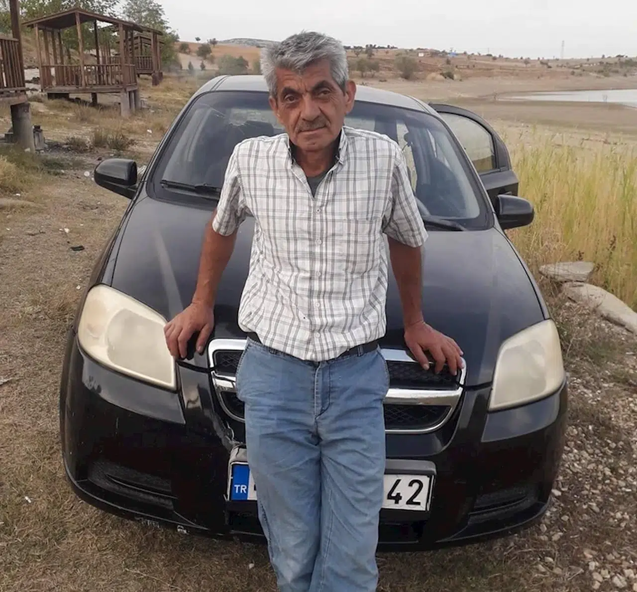 Manisa'da, kontrolden çıkarak devrilen motosikletin sürücü öldü