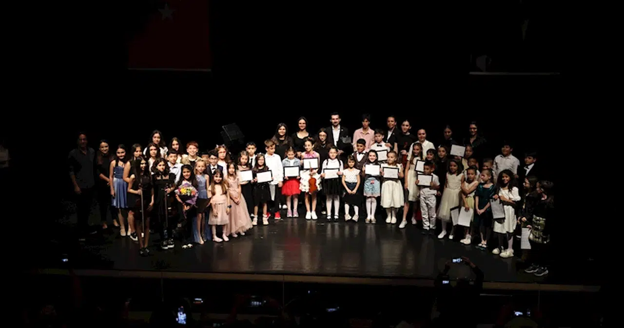 Nilüfer Belediyesi'nden, keman ve piyano eğitimi alan öğrenciler konser düzenledi