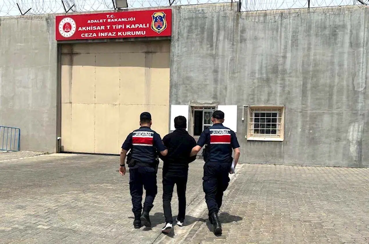 Manisa’da aranan firari FETÖ hükümlüsü yakalanıp tutuklandı