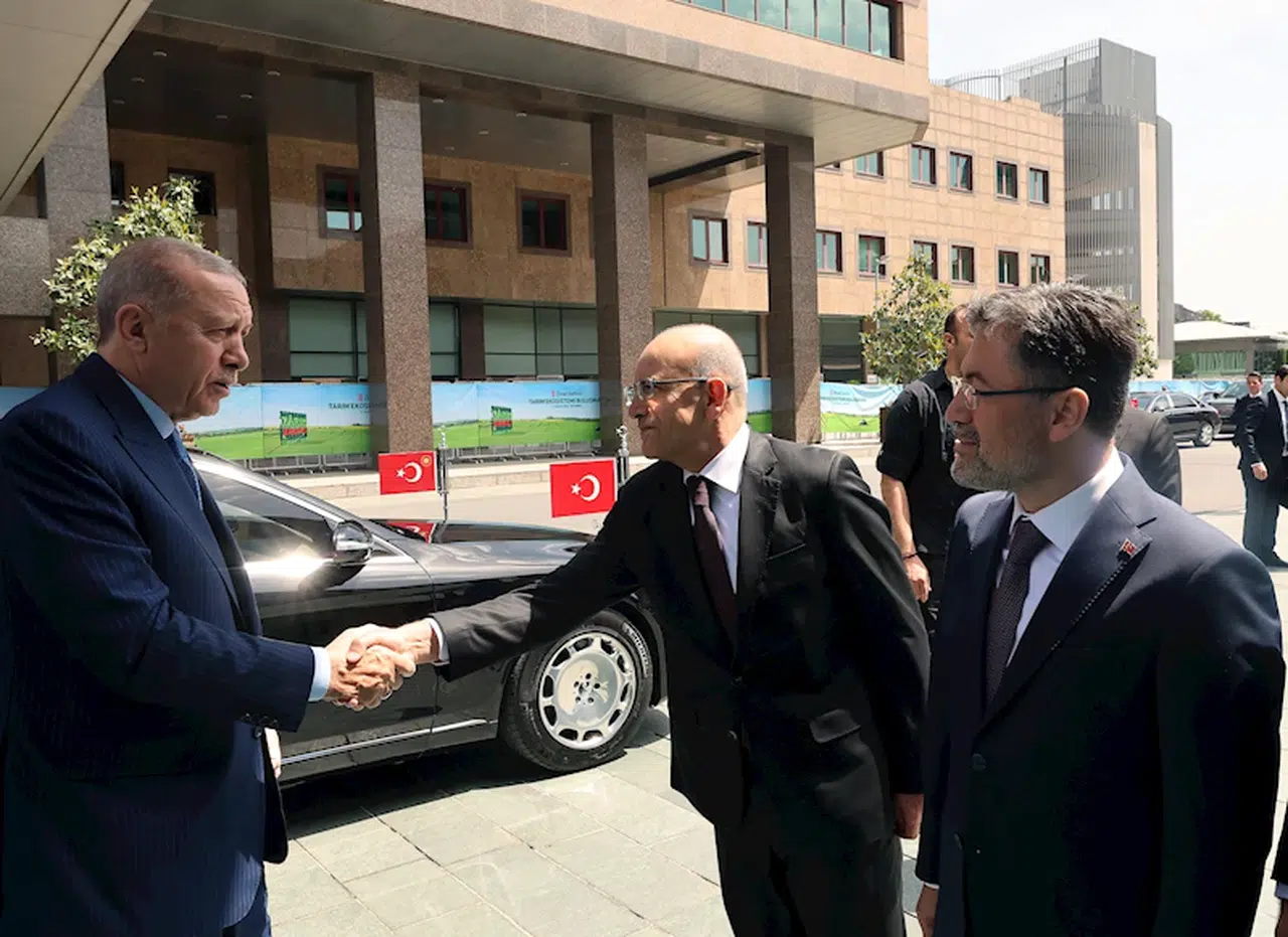 İstanbul- Cumhurbaşkanı Erdoğan 'Tarım bitti' tezlerinin gerçek dışı olduğunu rakamlarla ispat ettik (1) (Ek fotoğraf)