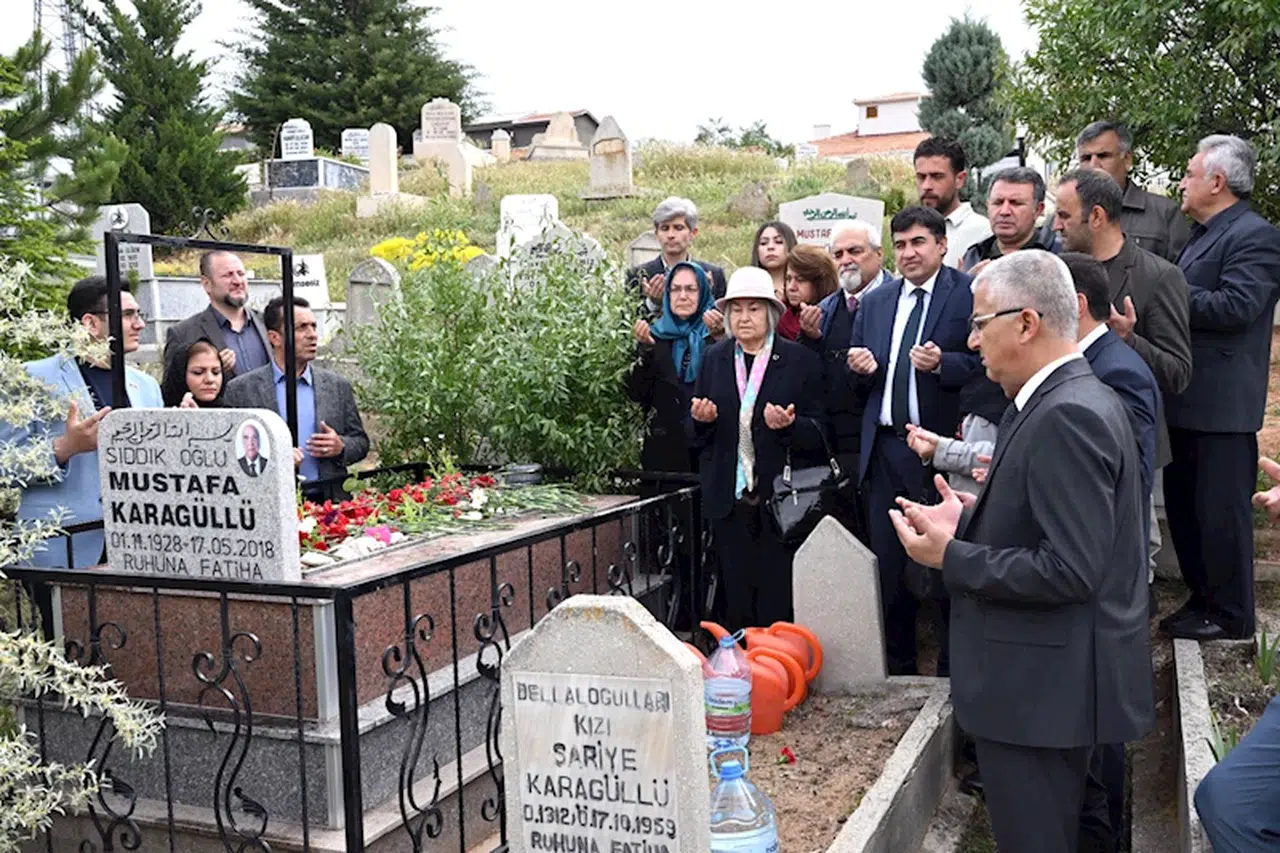 Kırşehir'de 'Ahi Baba' ölümünün 6'ncı yılında anıldı