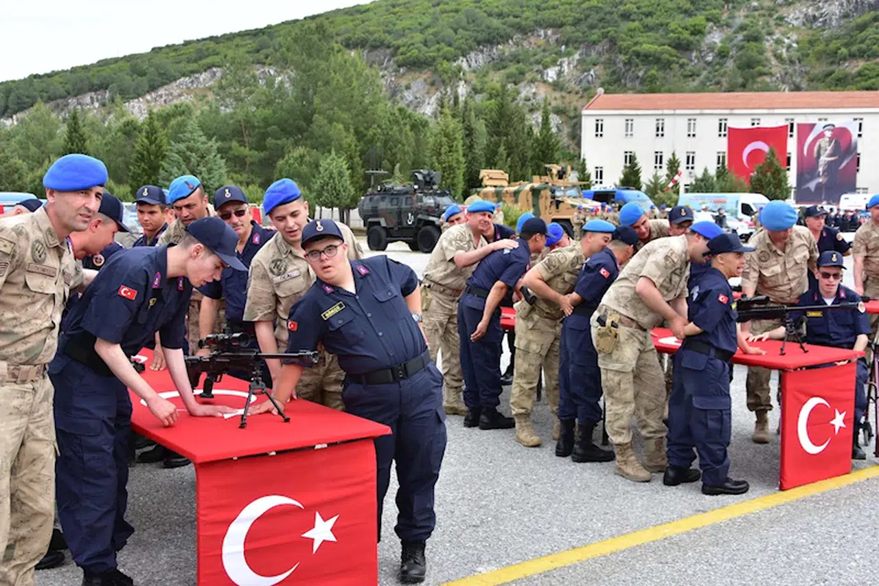 Muğla'da engellilerin bir günlük askerlik sevinci