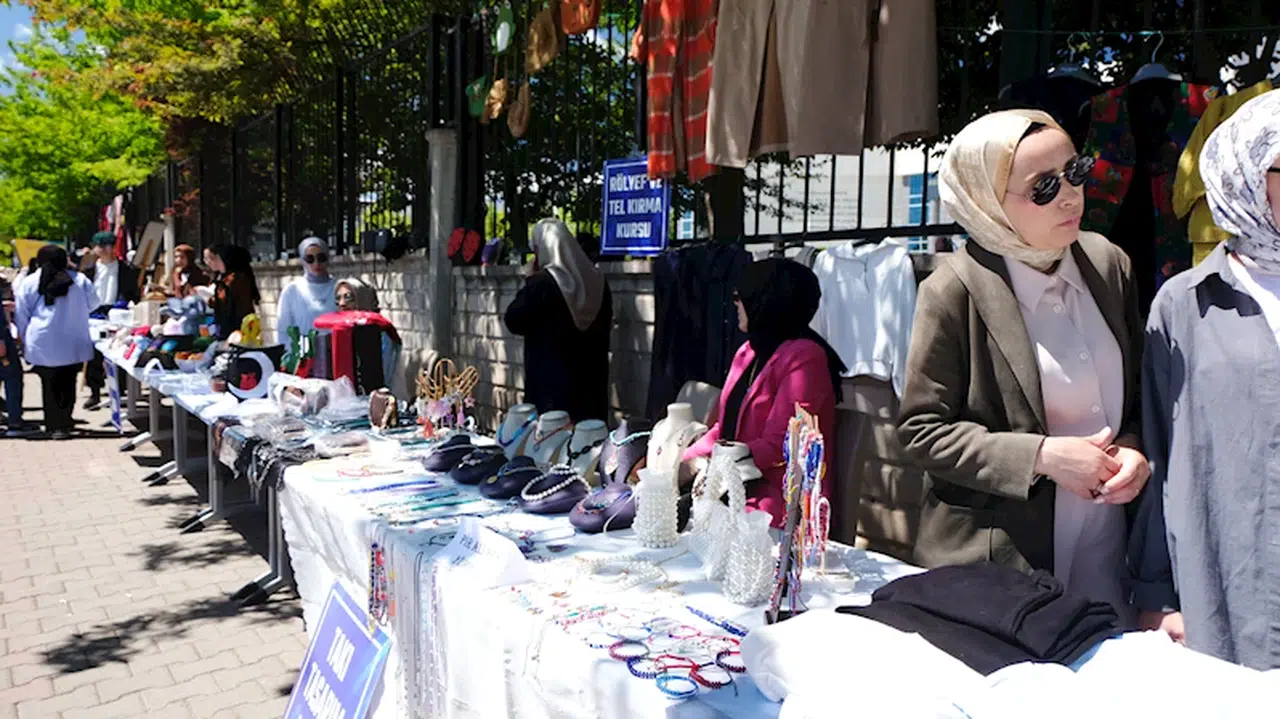 Bingöl'de öğrencilerin ürettikleri görücüye çıktı