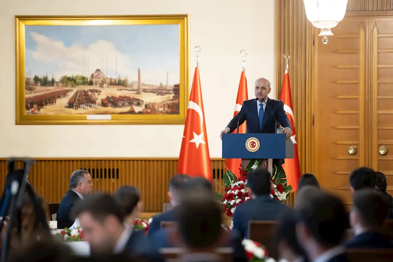 TBMM Başkanı Kurtulmuş, 81 ilden gençlerle bir araya geldi