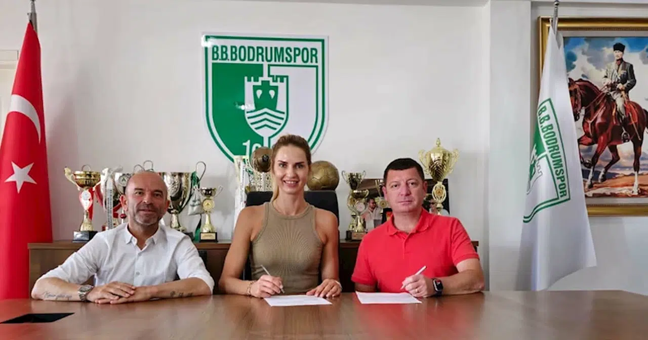 Voleybolda Bodrumspor'da imzalar atılmaya başladı