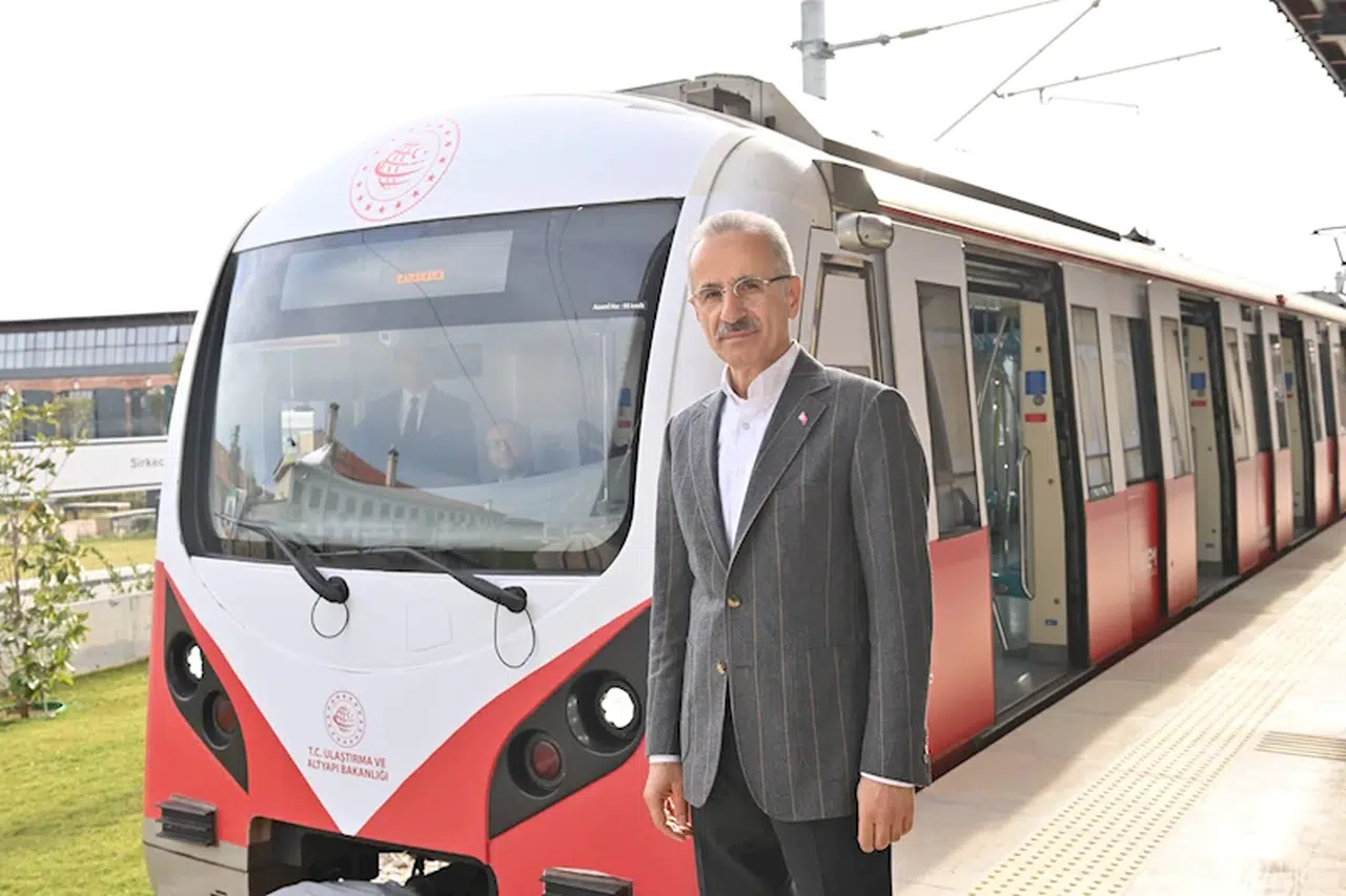 Bakan Uraloğlu: 19 Mayıs'ta Marmaray, Başkentray, İZBAN ücretsiz