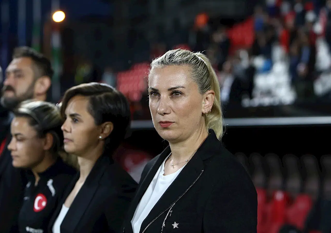 Necla Güngör Kıragası: Türkiye'deki kadın futbolunu tüm dünyaya duyurmak için var gücümüzle çalışacağız