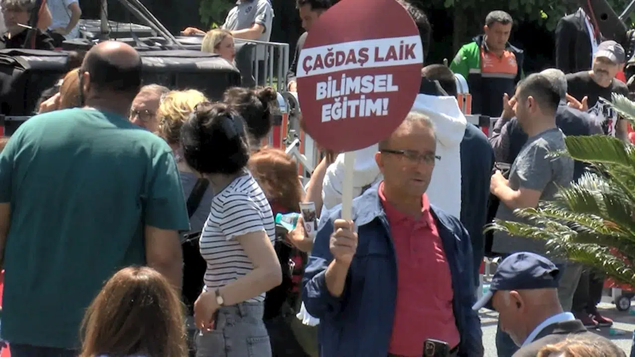 İstanbul - Özgür Özel 'Büyük Eğitim Mitingi'nde konuştu: Hep beraber başaracağız