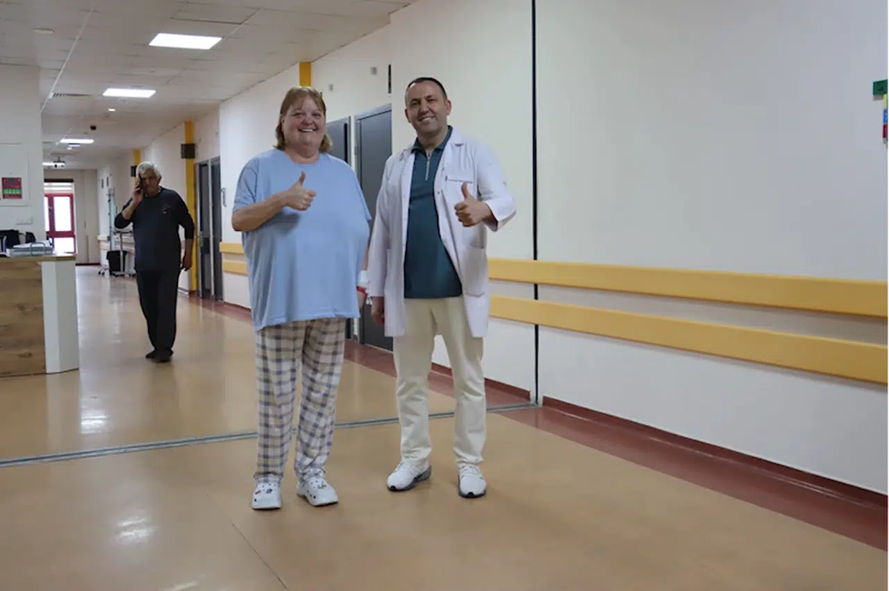 İngiltere'den gelen hastaya Zonguldak'ta tüp mide ameliyatı yapıldı