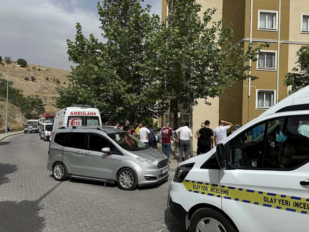 Denizli'de 8'inci kattan düşen 4 yaşındaki Umut öldü