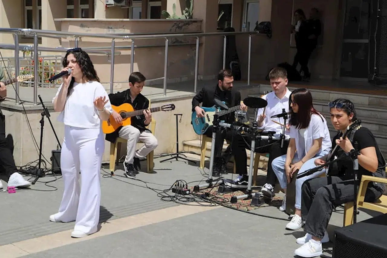 Samsun'un ilçelerinde 19 Mayıs Atatürk'ü Anma, Gençlik ve Spor Bayramı kutlandı