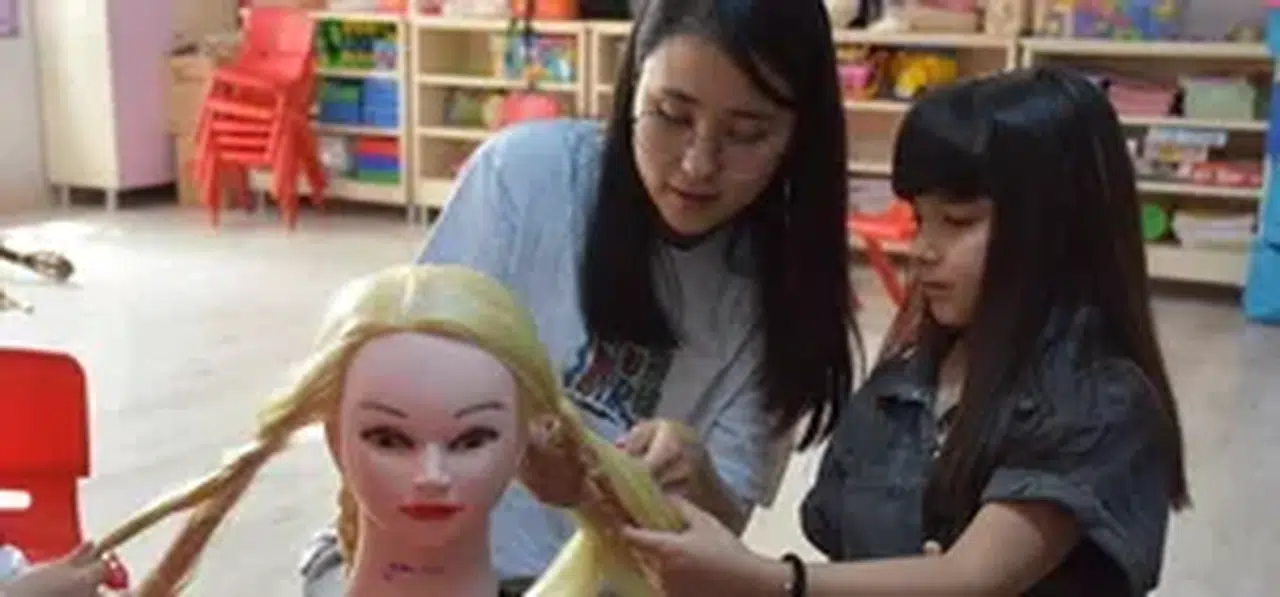 Trabzon'da çocuklar geleneksel el sanatlarını işin ustalarından öğreniyor