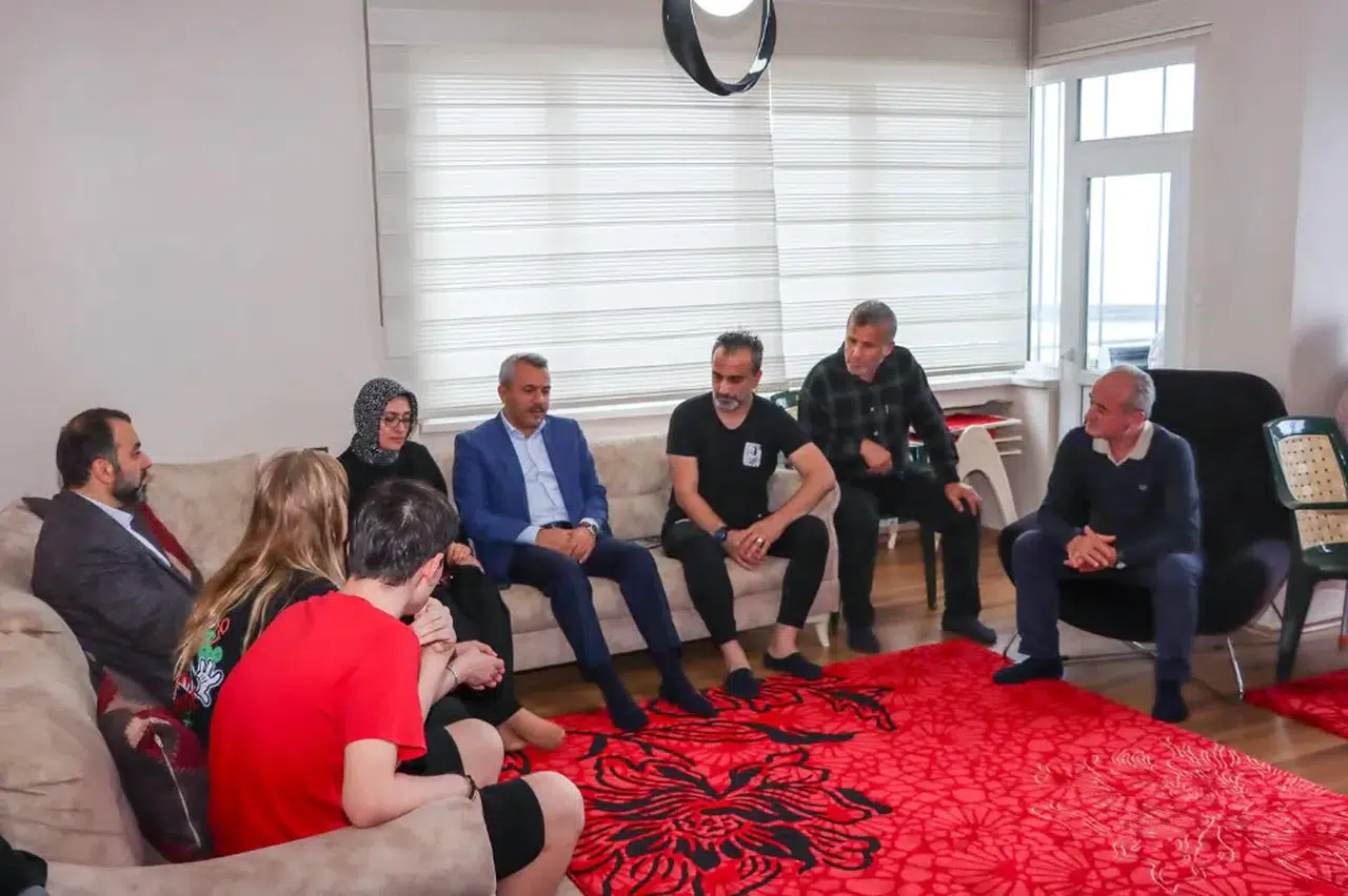 Vali Baydaş'dan taziye ziyaretleri