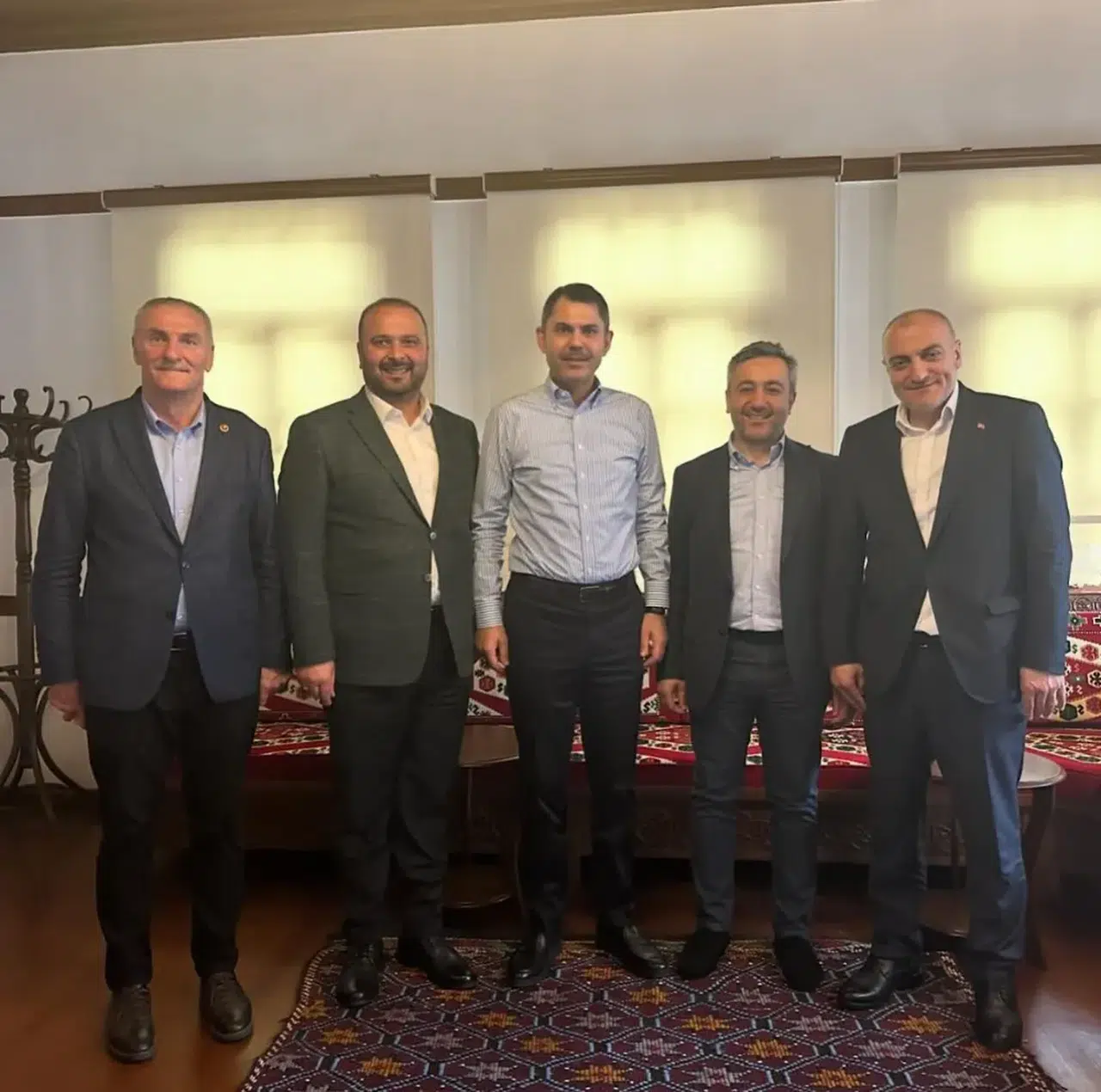 Başkan Mete Ankara'da temaslarda bulunuyor