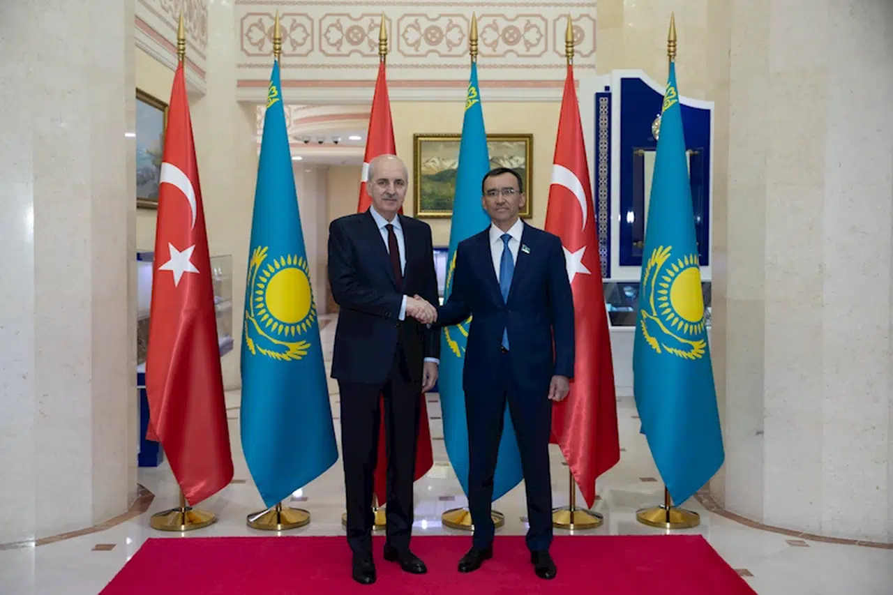 TBMM Başkanı Kurtulmuş, Kazakistan Senatosu Başkanı Aşimbayev ile görüştü