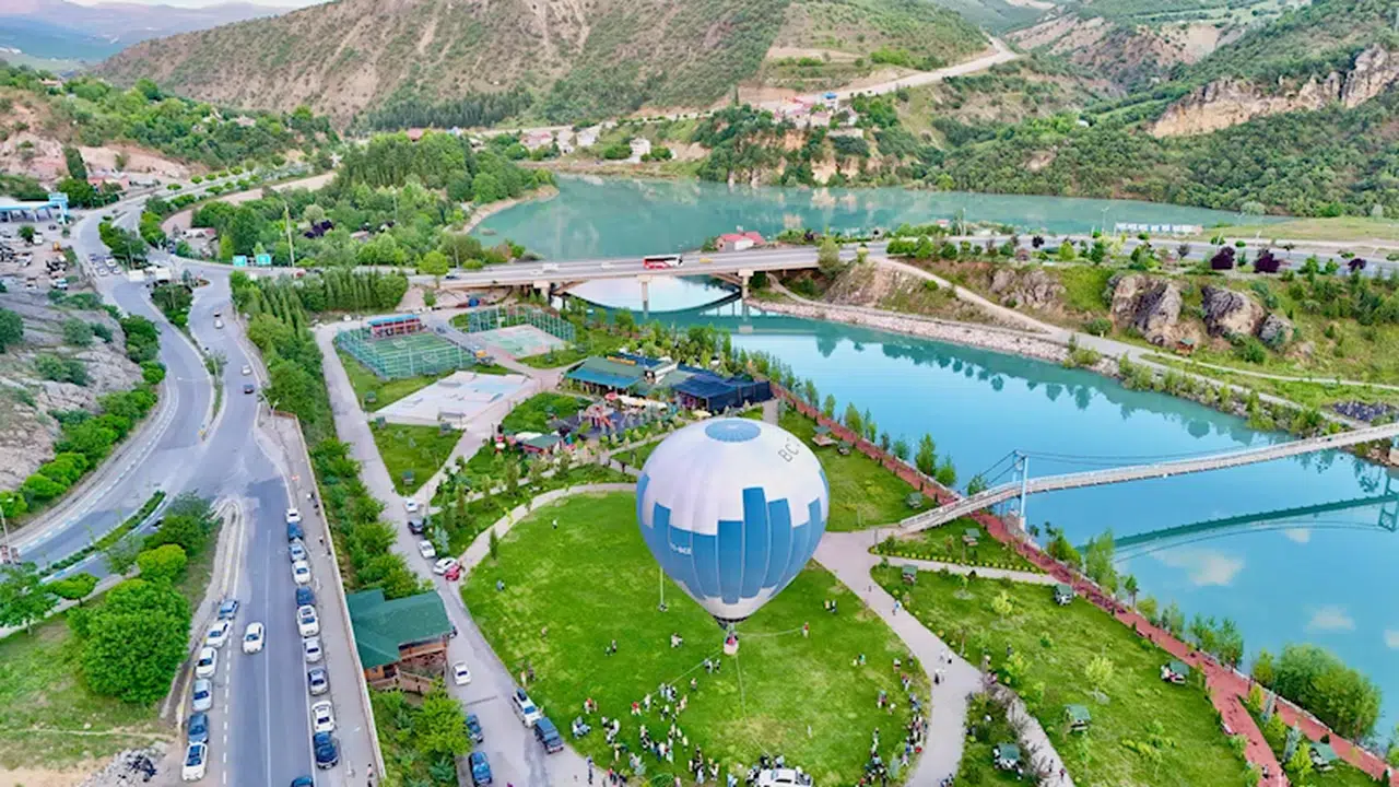 Tunceli’de sıcak hava balonu turizmi 
