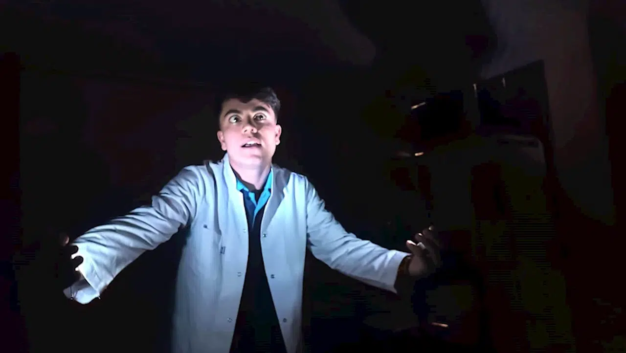 Bitlisli öğrenciler, 'Ölüm konçertosu' tiyatro oyunuyla Türkiye birincisi oldu