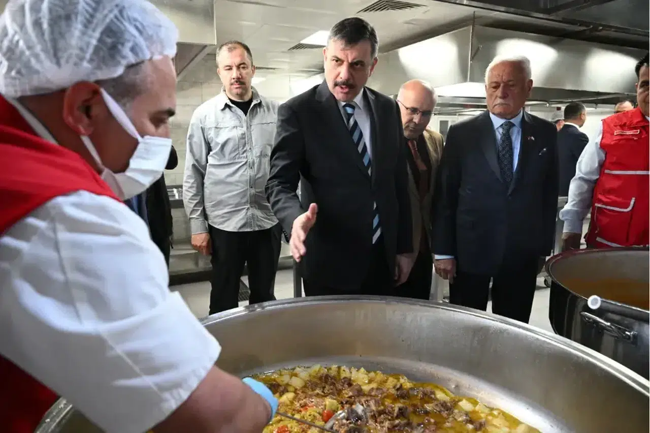 Erzurum Valisi Mustafa Çiftçi, Türk Kızılay'ı Erzurum Yerleşkesi'nde İncelemelerde Bulundu