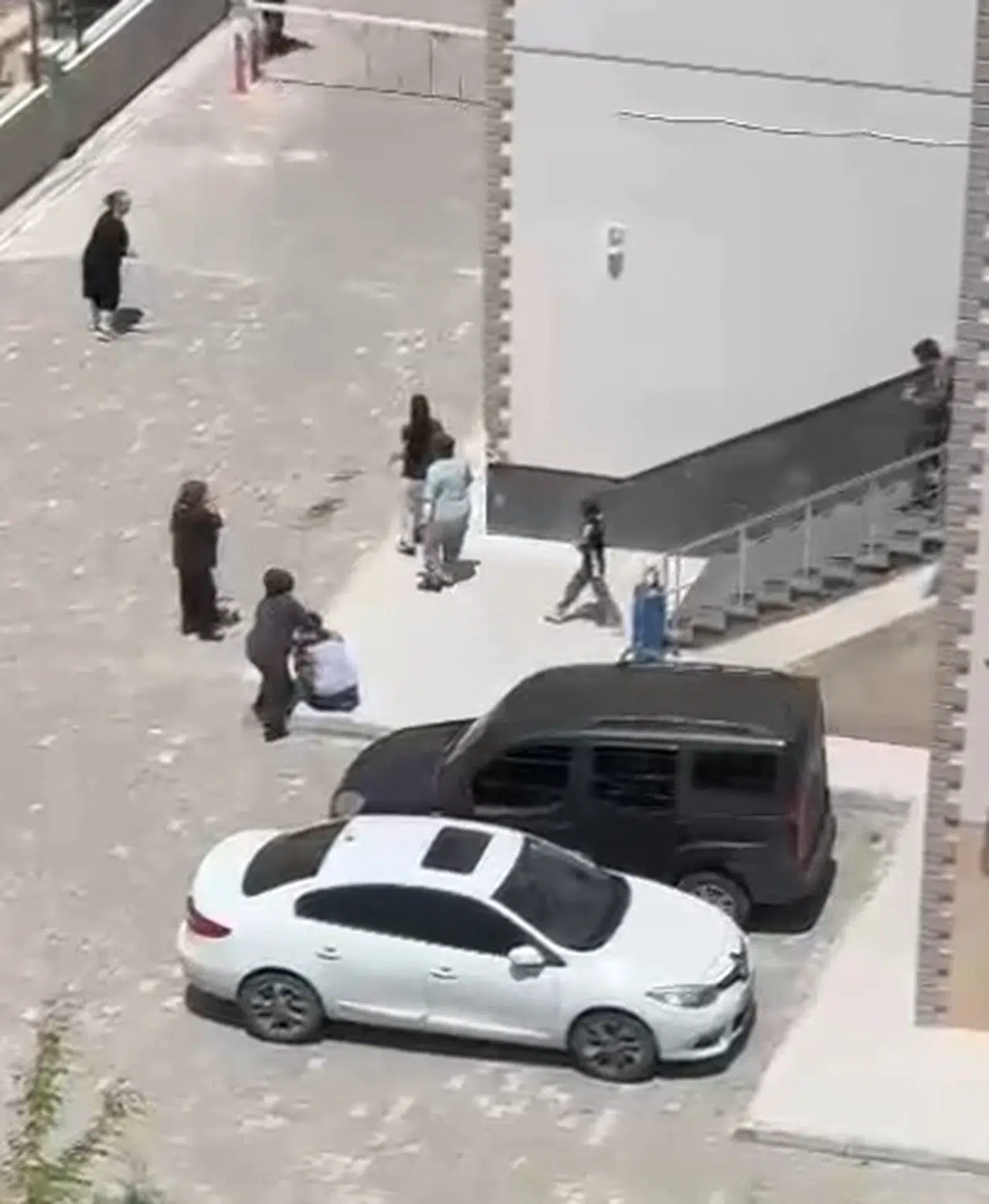 Nevşehir'de 3'üncü kattan düşen 2 yaşındaki Elif, 3 gün sonra yaşamını yitirdi