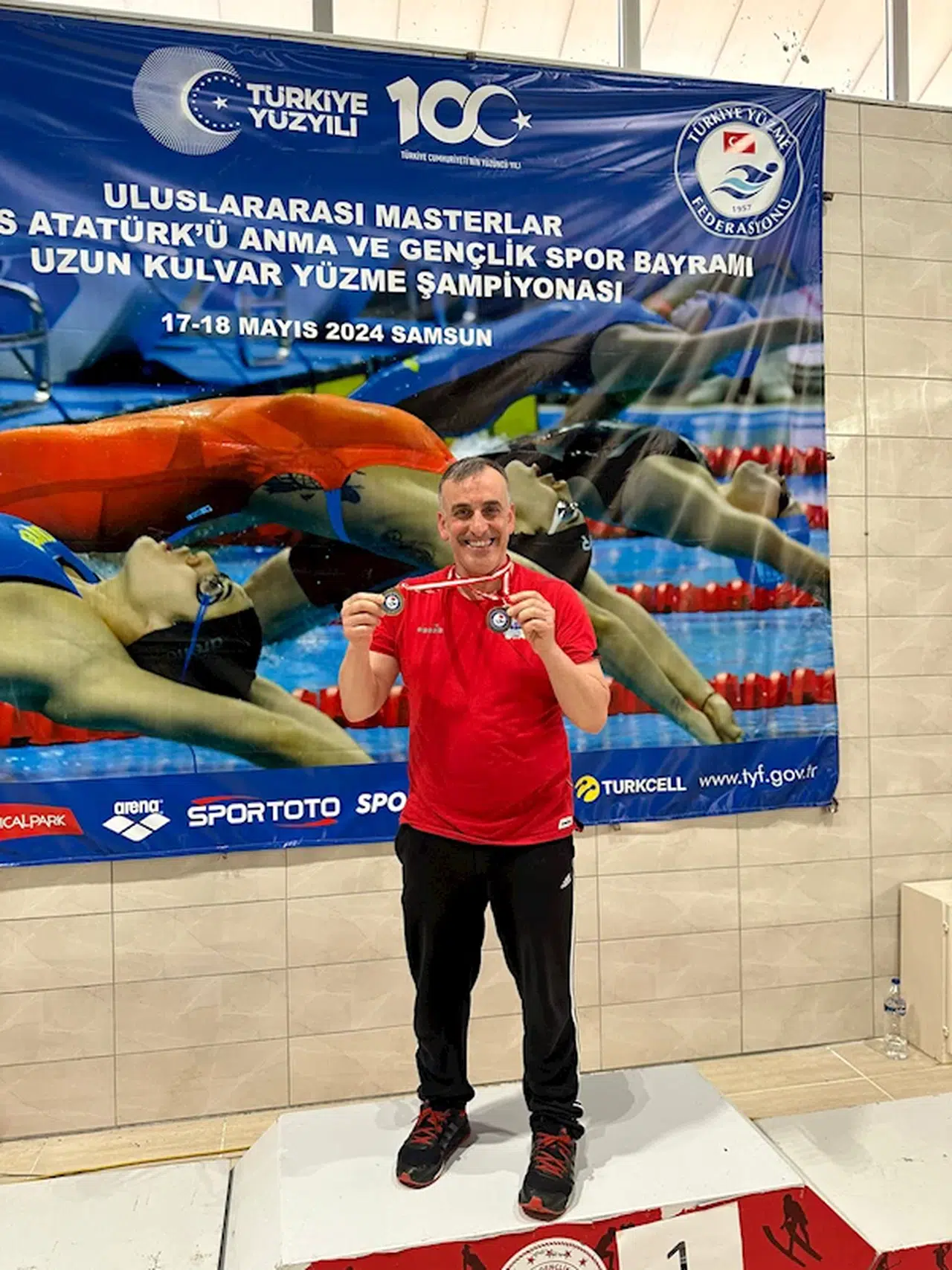 Kimya Öğretmeni Menderes Eskiçırak’tan örnek başarı