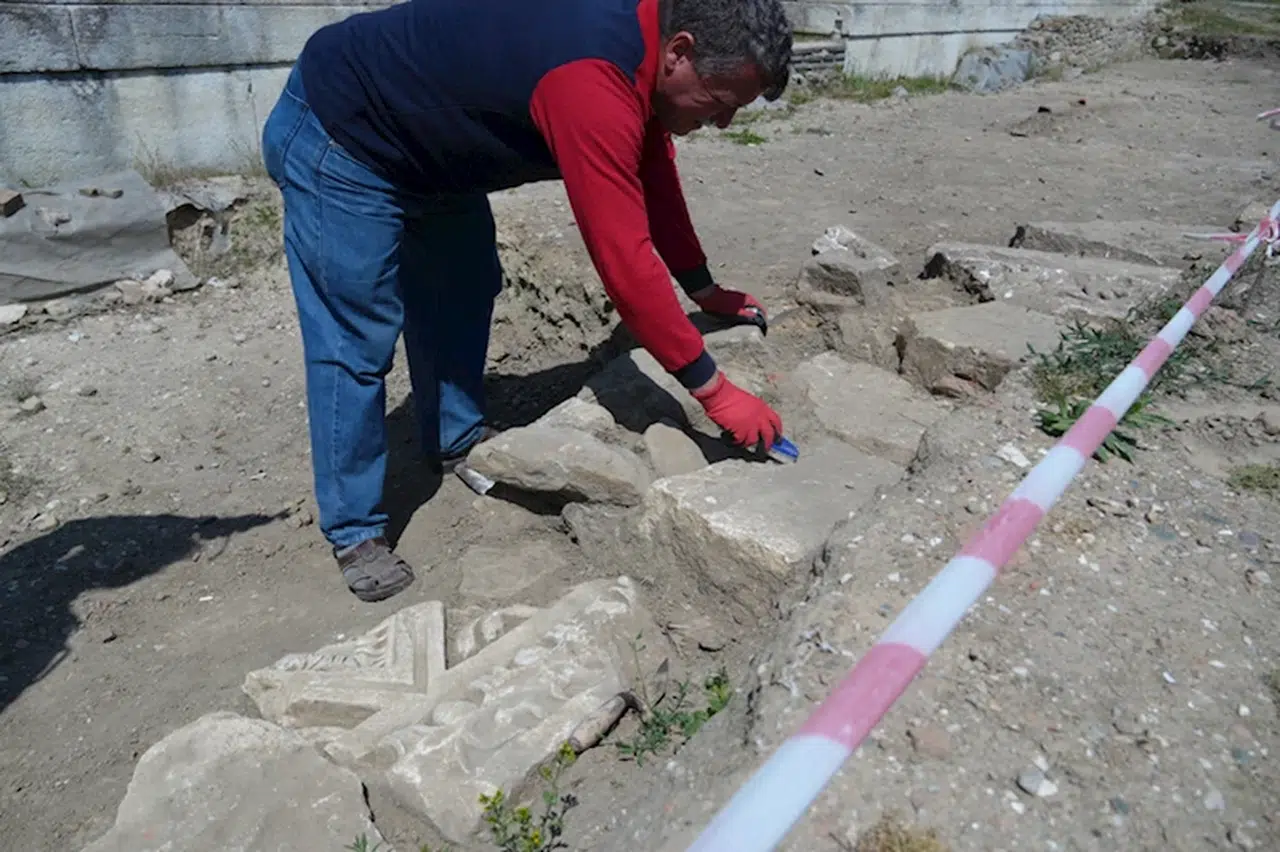 Düzce'de antik kentteki kazı çalışmaları sürüyor