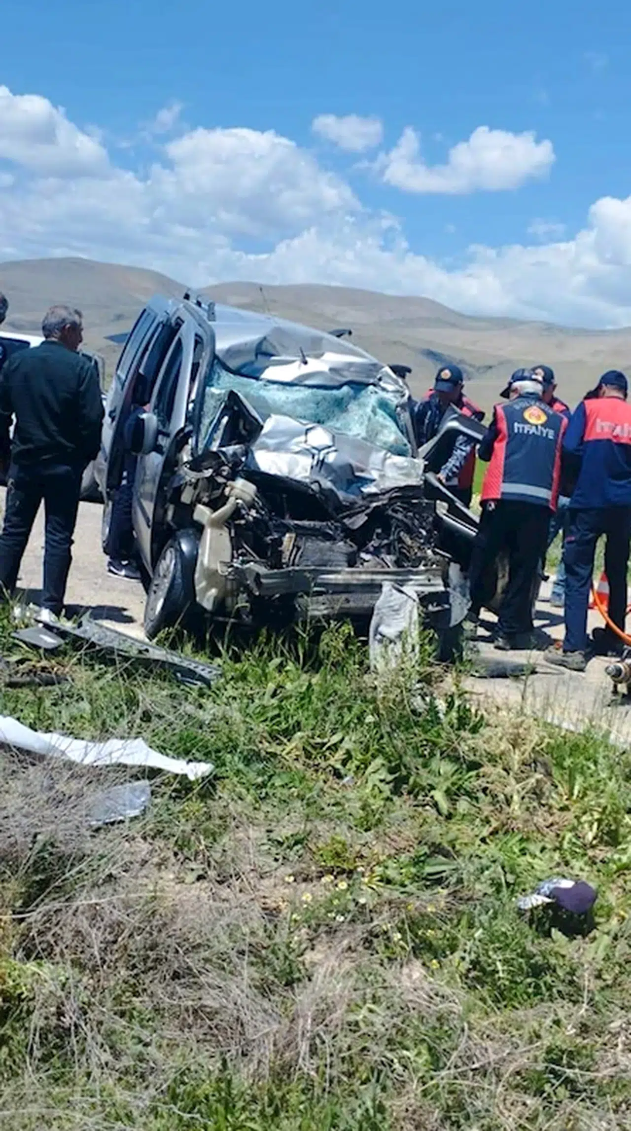 Afyonkarahisar'da kaza: 2 ölü, 2 yaralı