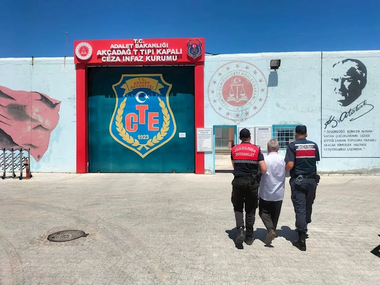Malatya'da firari 2 DEAŞ hükümlüsü yakalandı