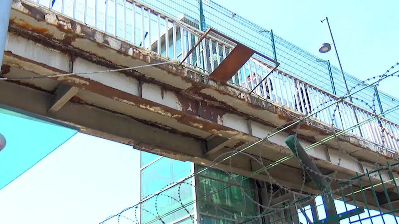 İstanbul- Bayrampaşa'da korku üst geçidi