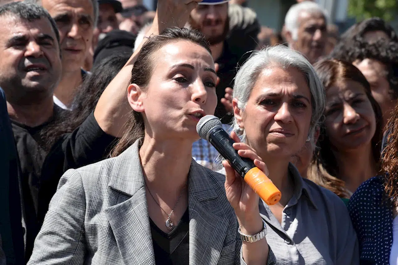 DEM Parti'li Hatimoğulları: Kobani kararı hukuki bir karar değil, siyasi 