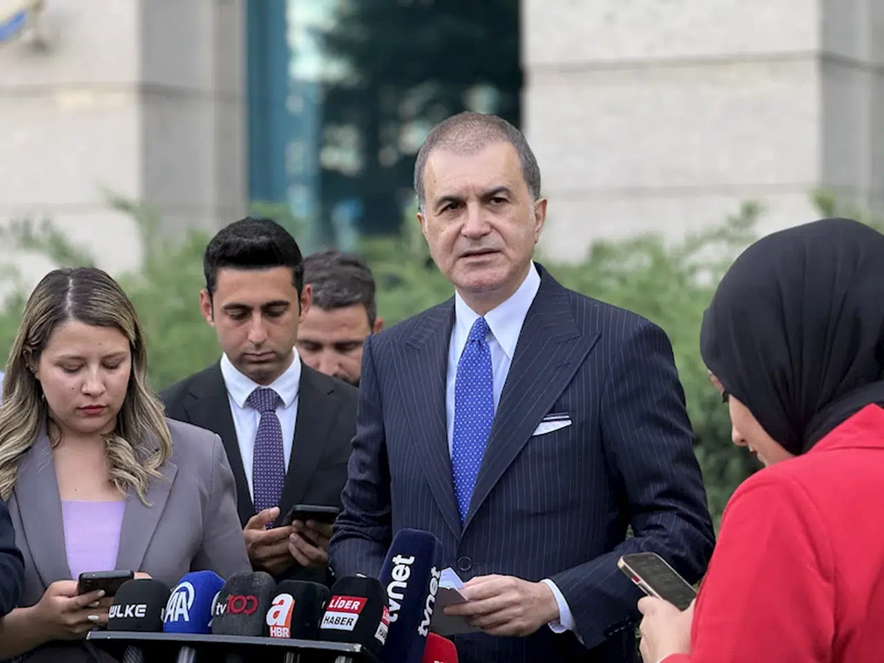 AK Parti'li Çelik: Bazı yerlerde görev değişimi olacak