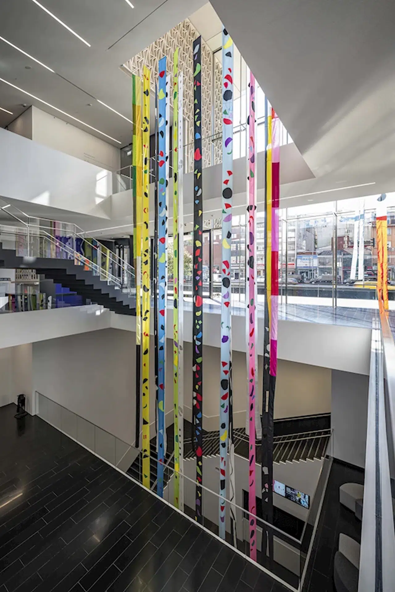 Jackie Matisse'in Uçurtma Zamanı isimli sergisi Arter'de ziyarete açıldı