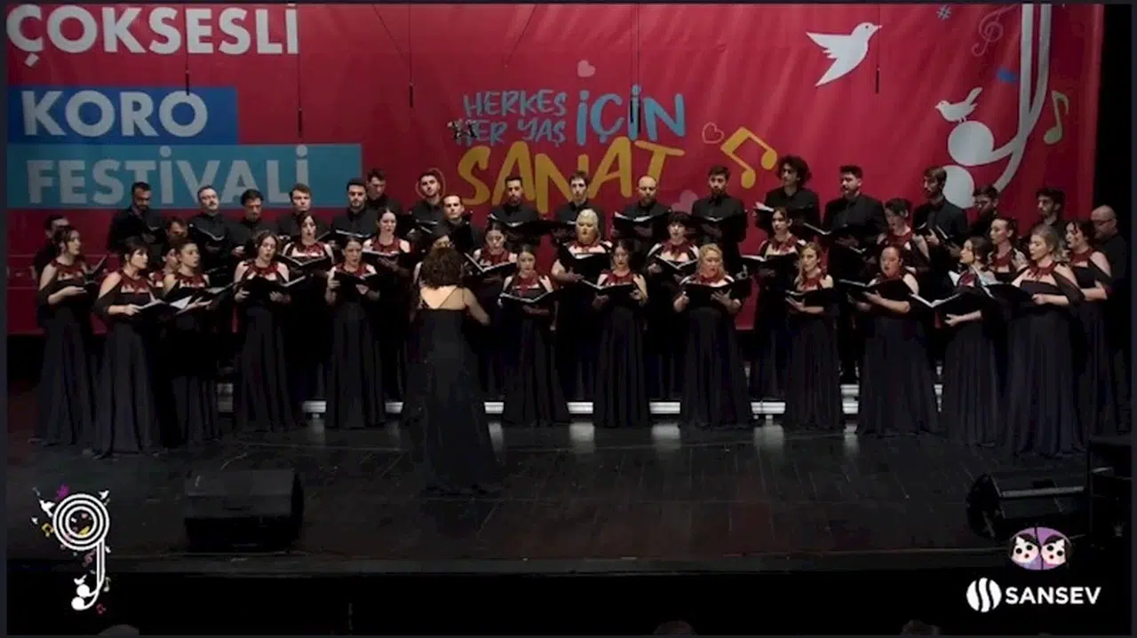 Nilüfer Çoksesli Koro festivale iki ödülle damga vurdu